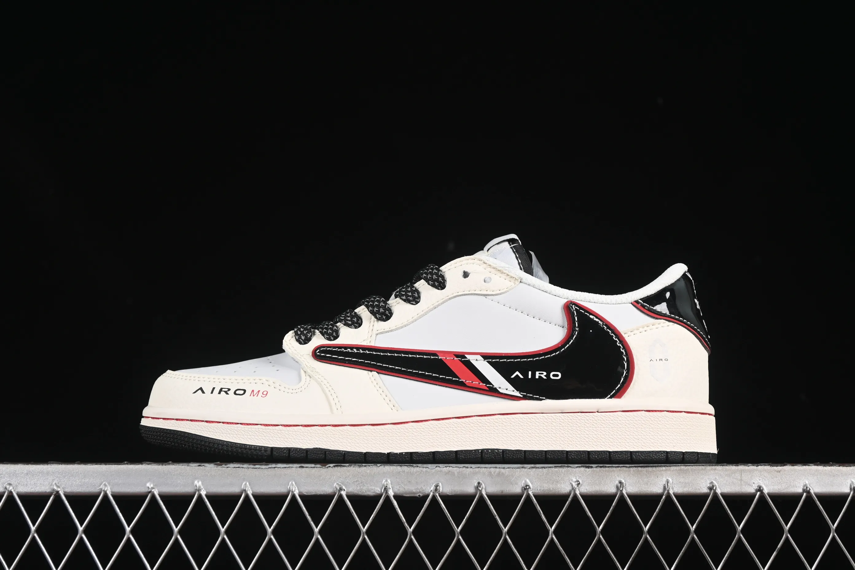 All categories Air Jordan Jordan series basketball shoes Air Jordan 1 Low high-end customized low-top sneakers Travis Scott x Fragment Design x Air Jordan 1 Low OG SP AJ1 asked the world to jointly brand gilt black low-top cultural casual sneakers FC1688-238